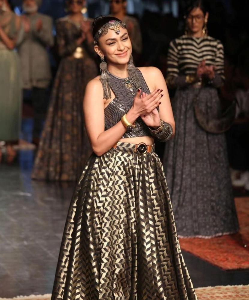 mrunal-thakur-vijay-deverakonda-marriage-photos